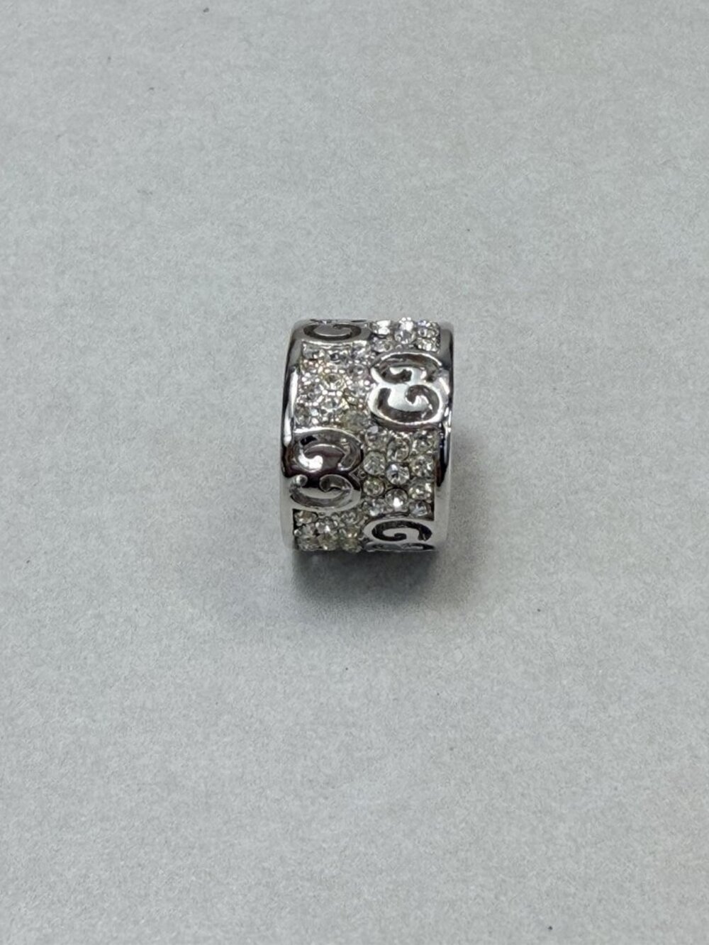 Vintage Silver Tone Pavé Crystal Wide Band Ring Designer Inspired Style Sz 4 - Picture 4 of 6
